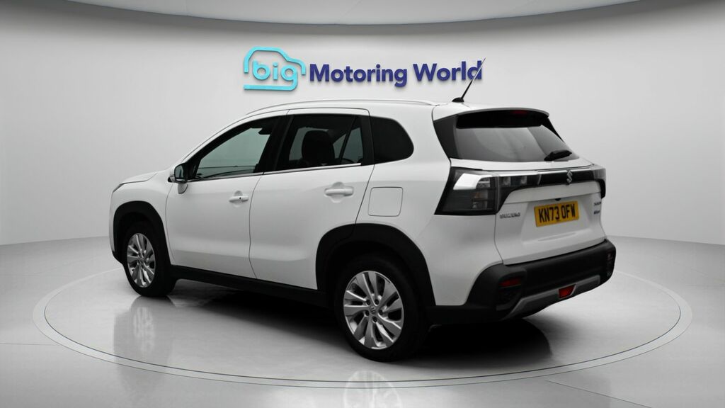 Suzuki S Cross Motion White #5