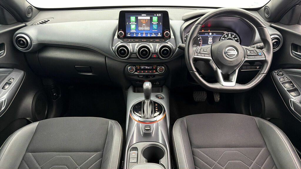 Nissan Juke Tekna Grey #4