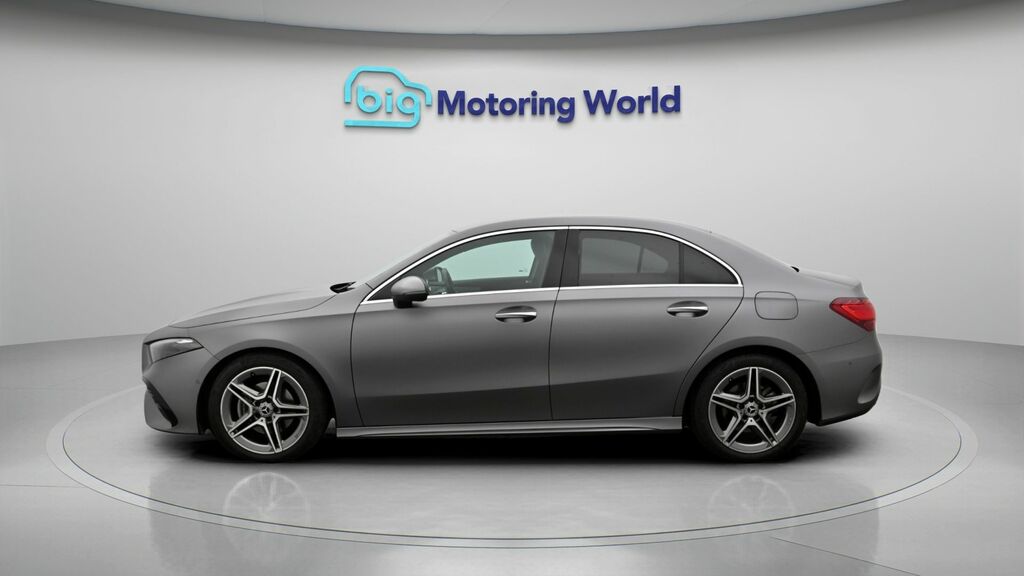 Mercedes-Benz A Class 1.3 A200h Mhev Amg Line Premium 7G-dct Euro 6 S Blue #4