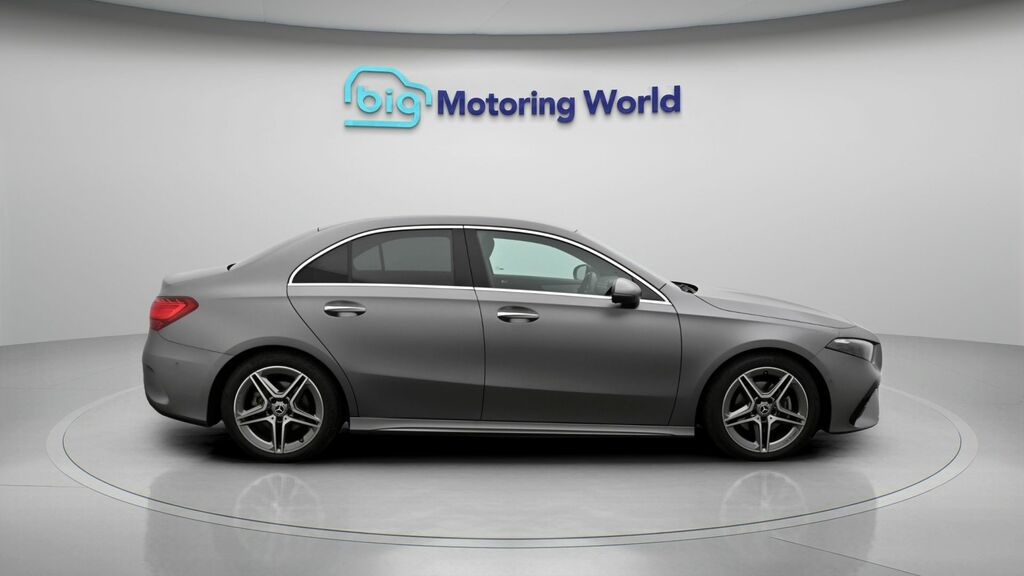 Mercedes-Benz A Class 1.3 A200h Mhev Amg Line Premium 7G-dct Euro 6 S Blue #8