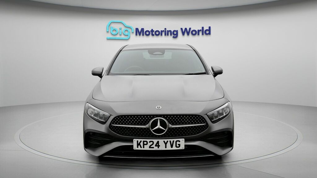 Mercedes-Benz A Class 1.3 A200h Mhev Amg Line Premium 7G-dct Euro 6 S Blue #2