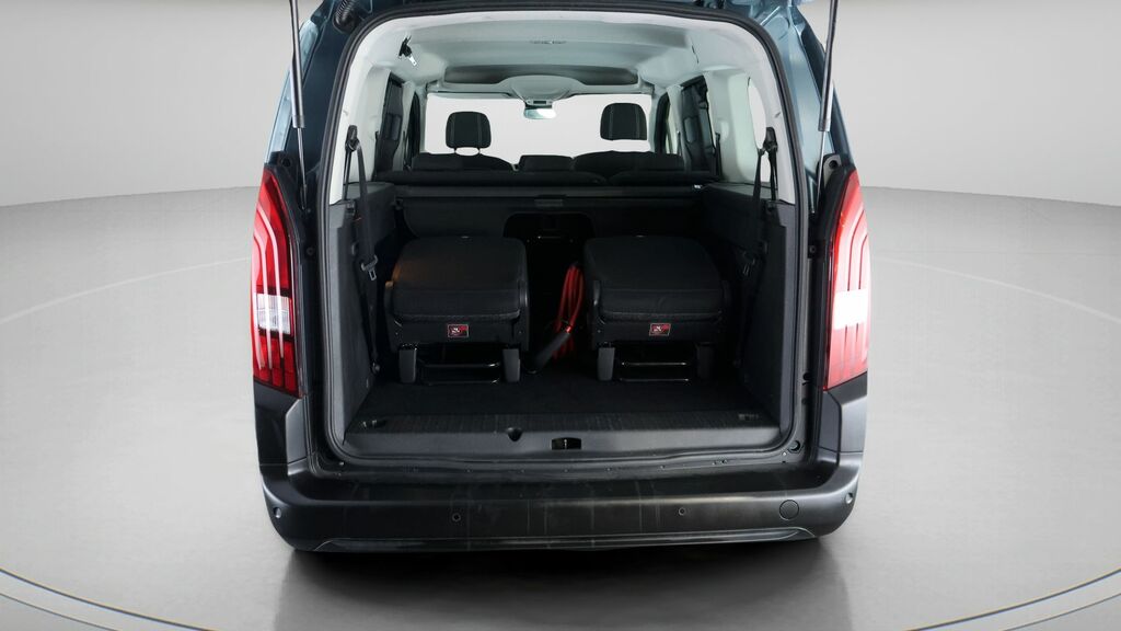 Peugeot e-Rifter 100Kw Allure Long 52Kwh 7 Seat Green #16