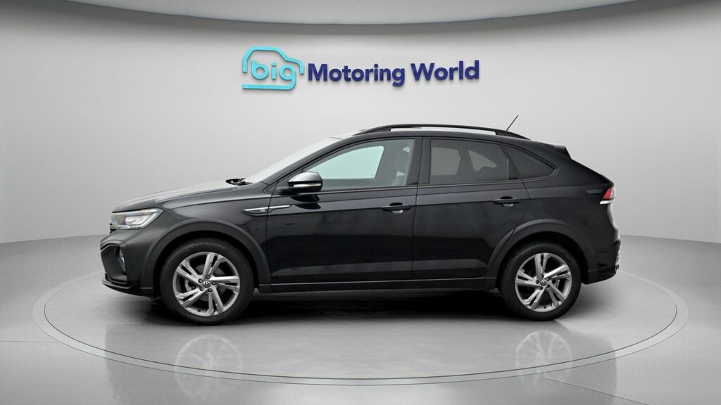Volkswagen Taigo R-line Black #4
