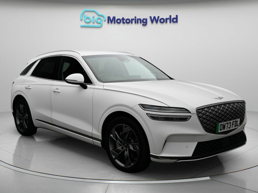 Genesis GV70 Sport White