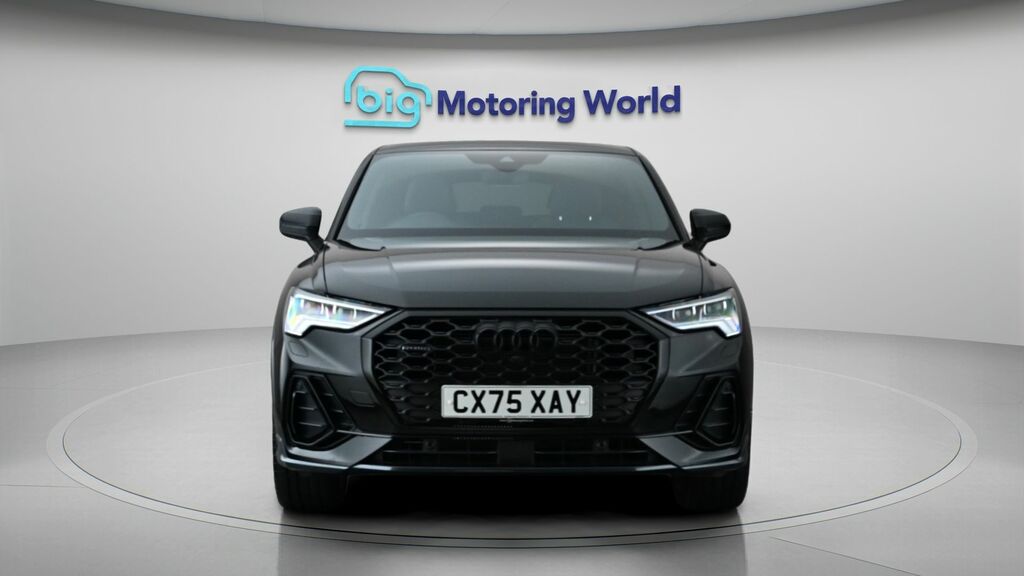 Audi Q3 Black Edition Black #2