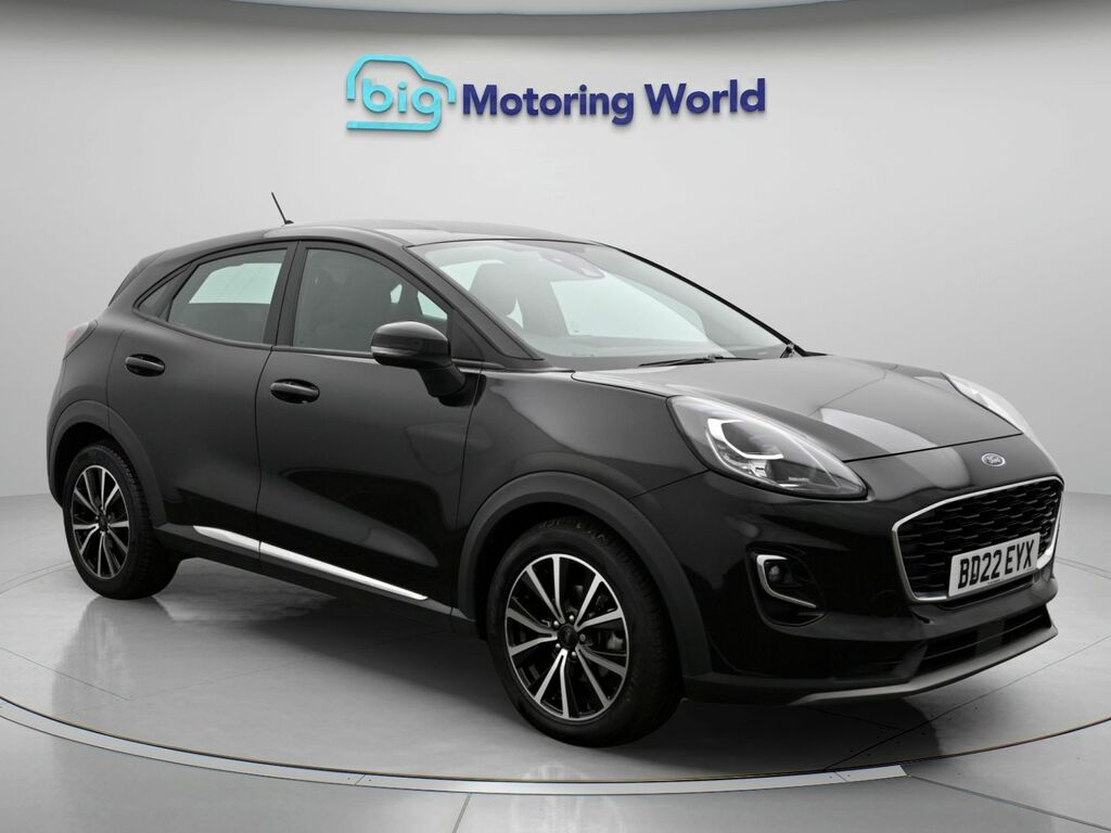 Ford Puma Titanium Black