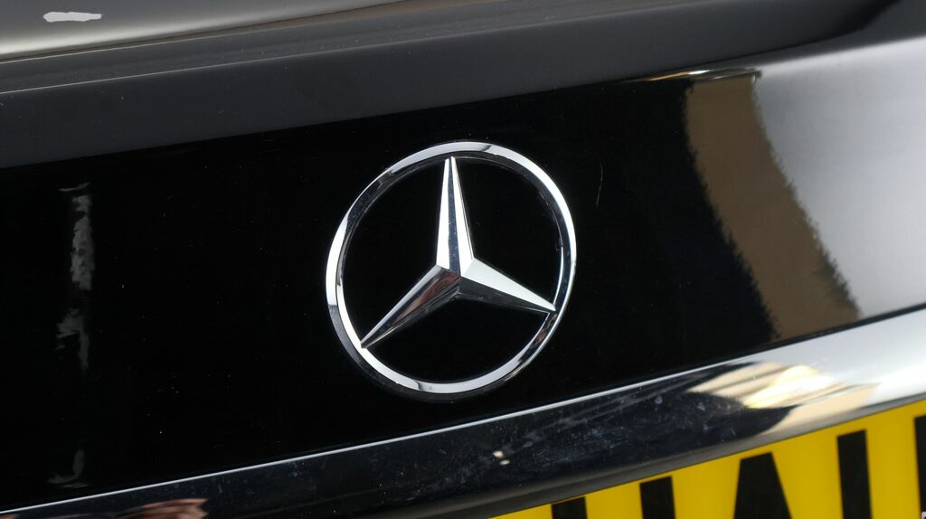 Mercedes-Benz C Class 2.0 C300 Amg Line Night Edition Premium G-tronic Grey #20