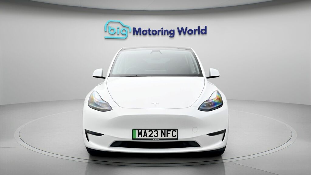 Tesla Model Y Long Range MA23NFC White #2