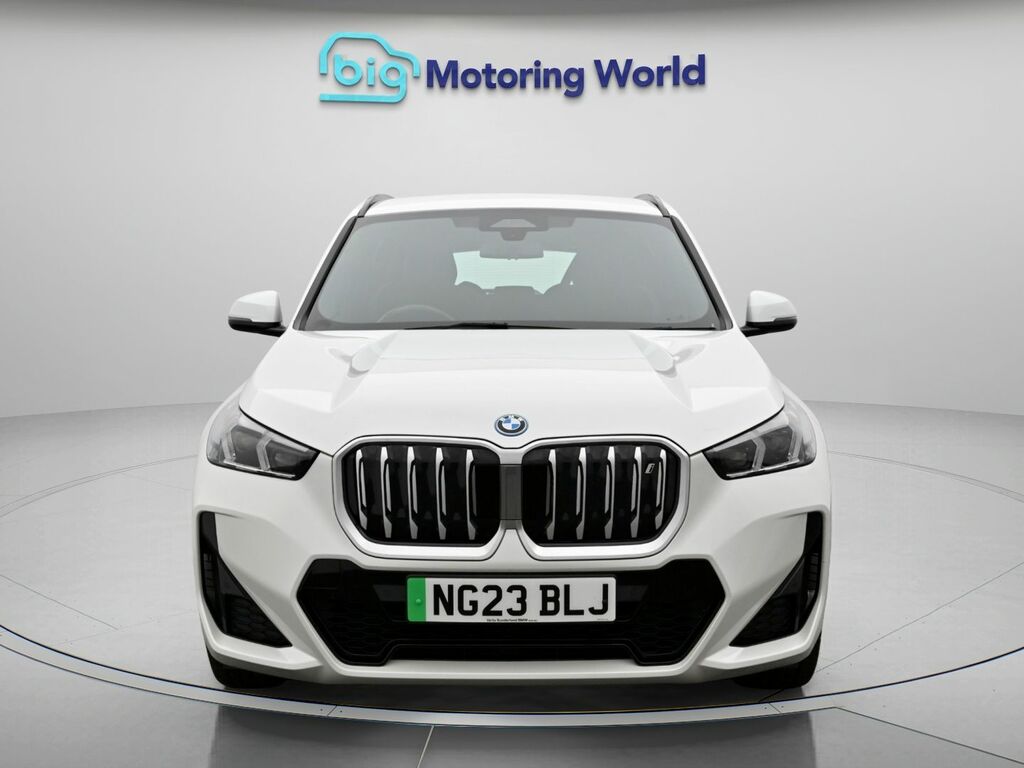 BMW iX1 M Sport White #2