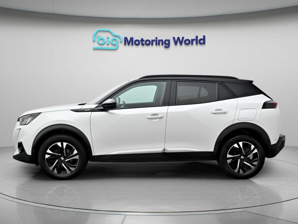 Peugeot 2008 Gt White #4