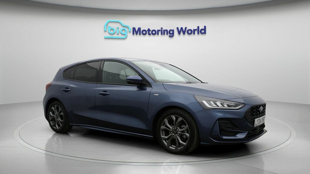 Ford Focus St-line Blue