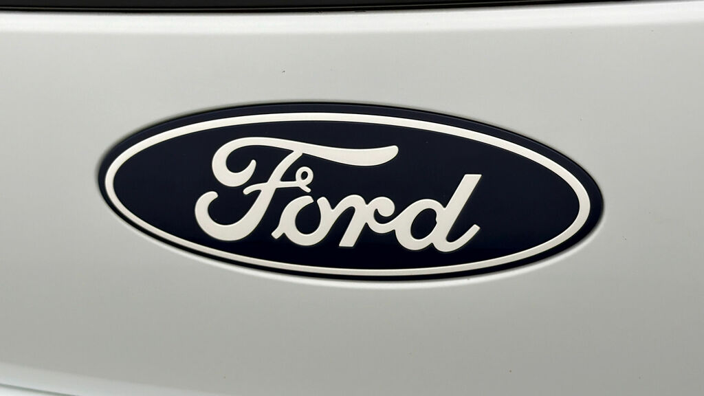 Ford Explorer 210Kw Premium 77Kwh Roof - Power Tai White #20