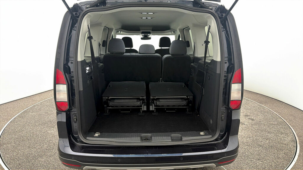Ford Grand Tourneo Connect 2L Titanium Red #16