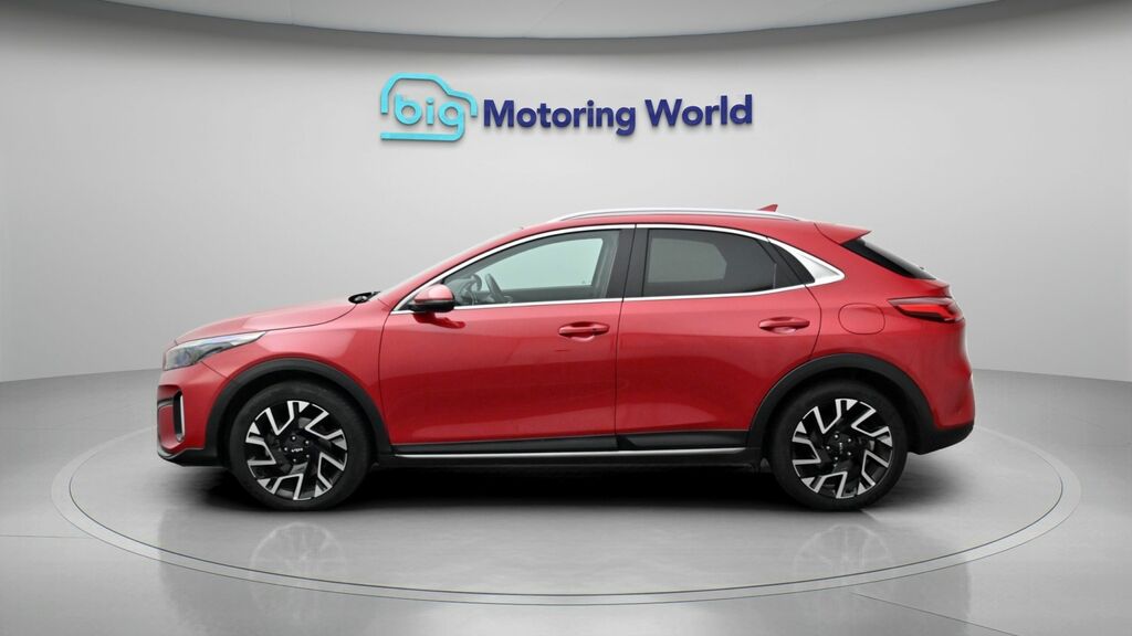 Kia Xceed 3 Red #4