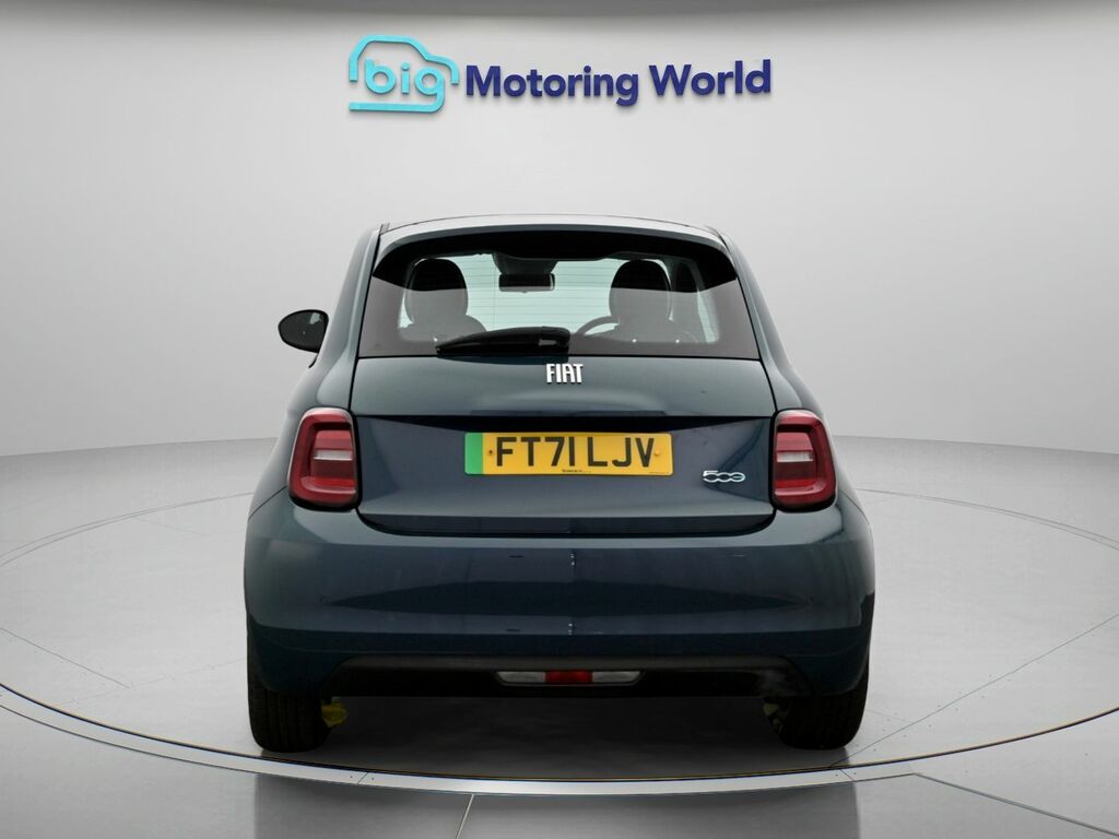 Fiat 500E Icon Green #6