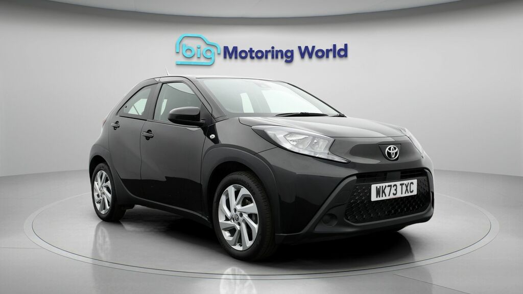 Toyota Aygo X Pure Black
