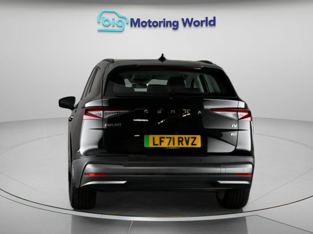 Skoda ENYAQ 60 Black #6