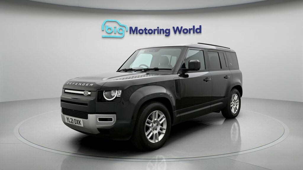 Land Rover Defender 110 S Black #3