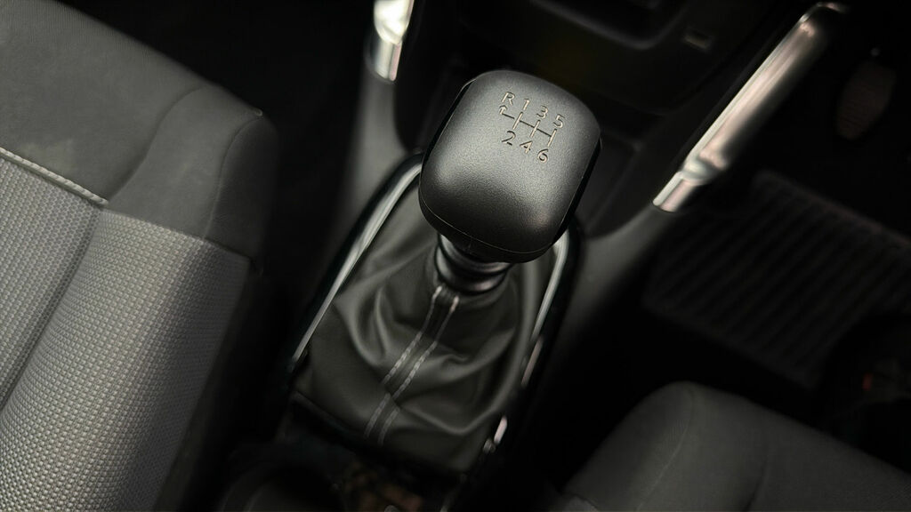 Citroen C3 Aircross 1.2 Puretech 130 Shine Plus Eat6 Grey #18