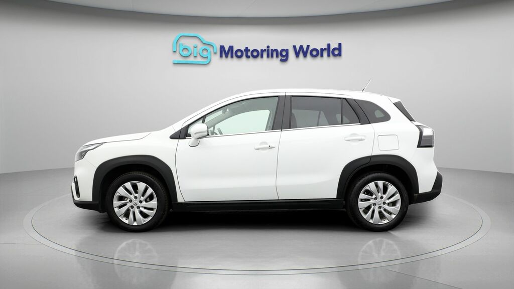 Suzuki S Cross Motion White #4