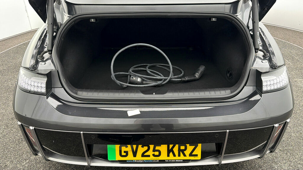 Hyundai Ioniq 6 Ultimate 77Kwh Awd White #16