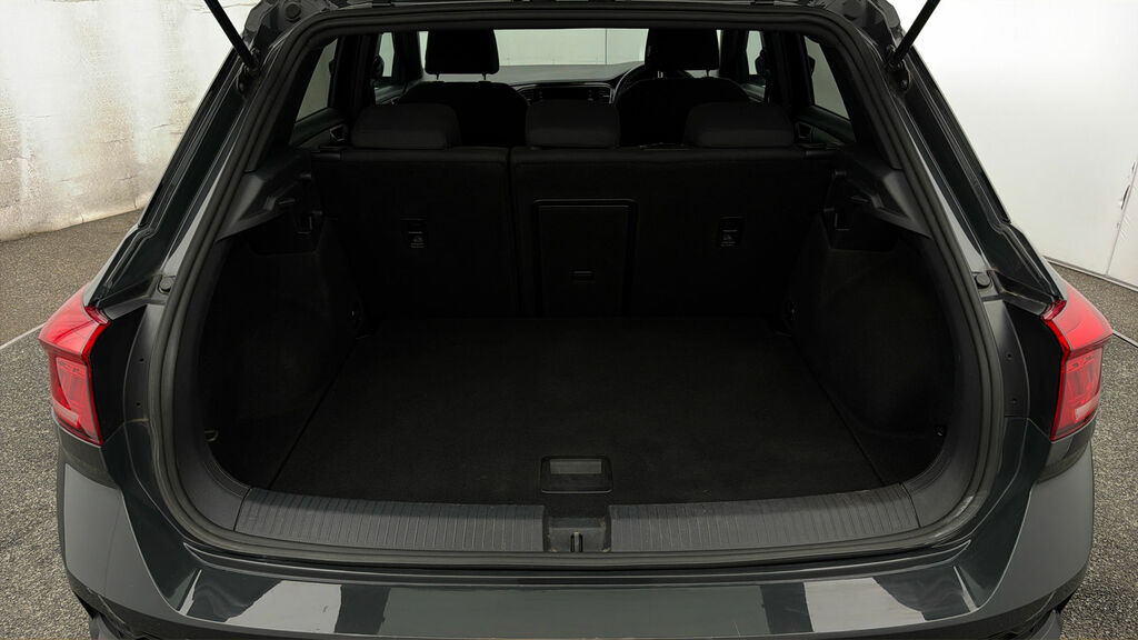 Volkswagen T-Roc R-line 1.5 Tsi 150Ps Evo 7-Speed Dsg White #16
