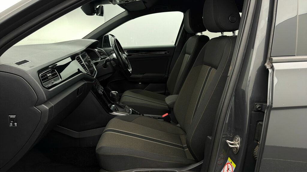 Volkswagen T-Roc R-line 1.5 Tsi 150Ps Evo 7-Speed Dsg White #13