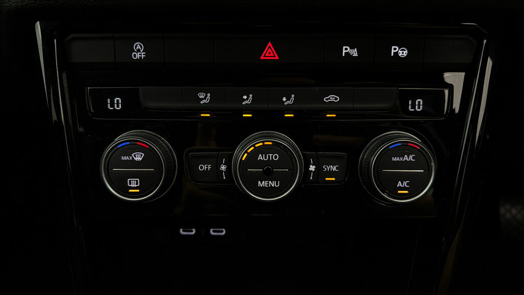 Volkswagen T-Roc R-line 1.5 Tsi 150Ps Evo 7-Speed Dsg White #11