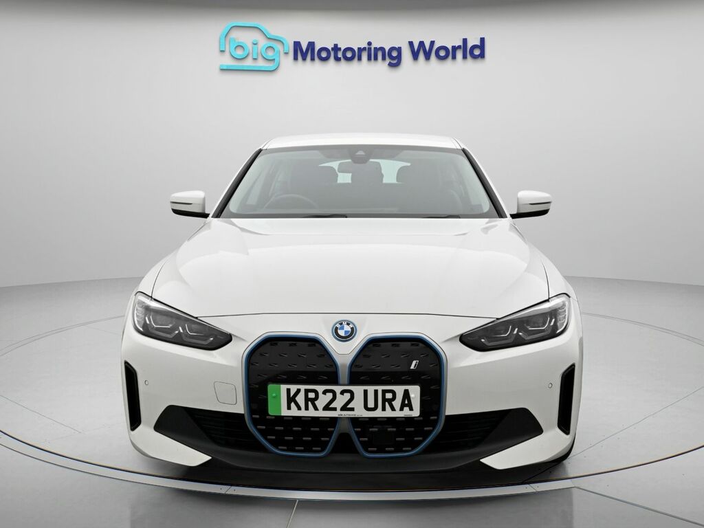 BMW i4 Sport White #2