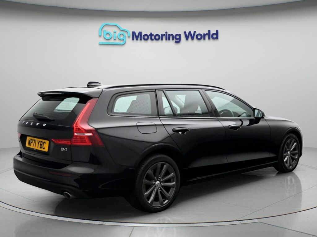 Volvo V60 2.0 B3 Mhev Momentum Estate Hybrid Dct Blue #7
