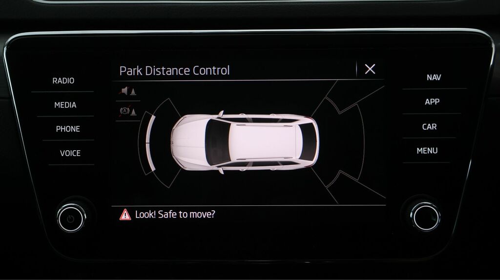 Skoda Superb Skoda Estate 1.5 Tsi Se L Dsg Black #25