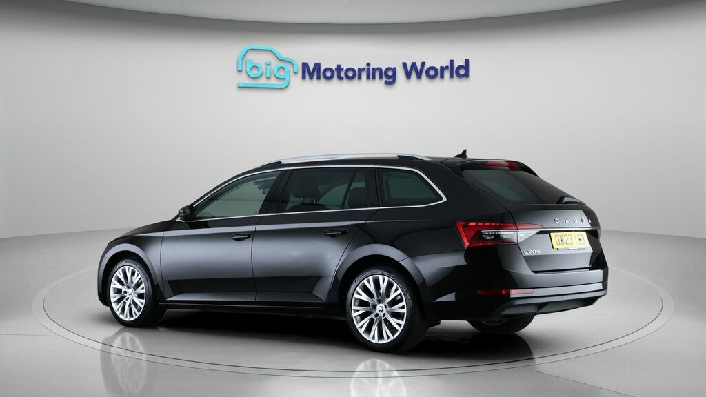 Skoda Superb Se L Black #5
