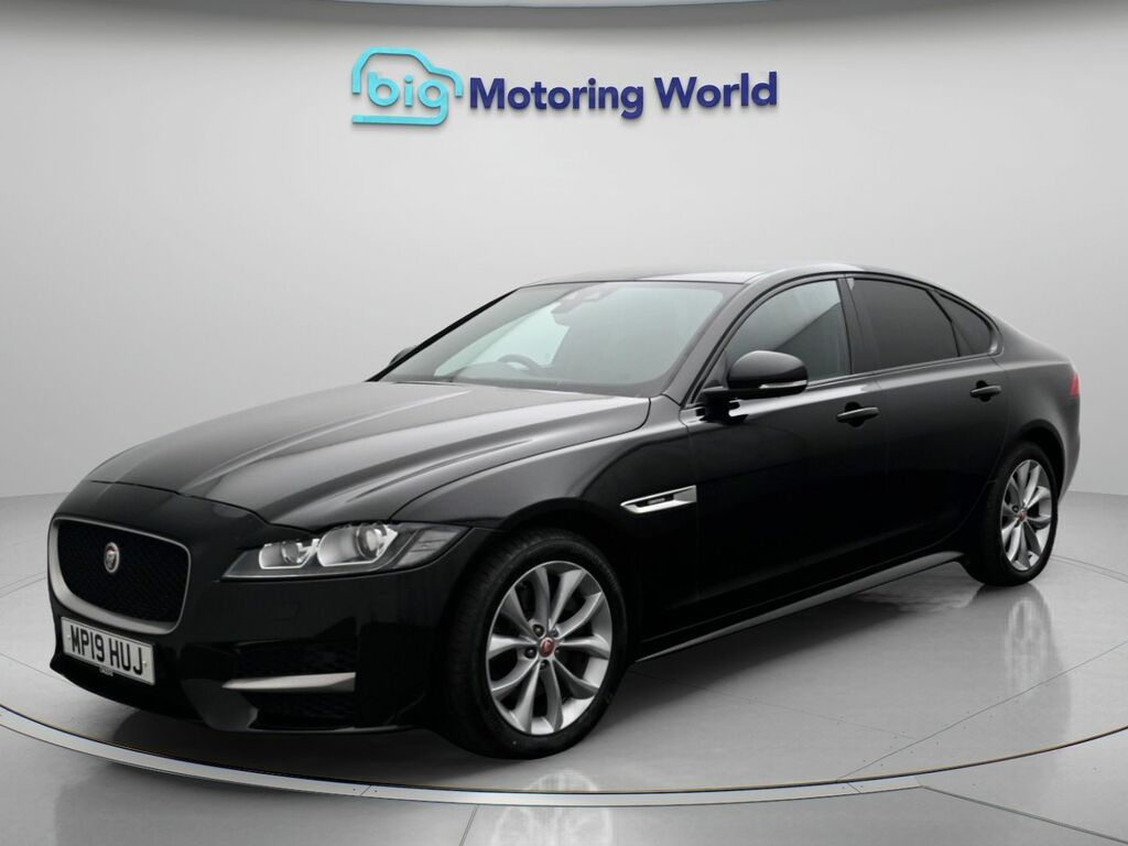 Jaguar XF R-sport Black #3