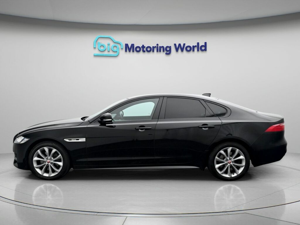 Jaguar XF R-sport Black #4