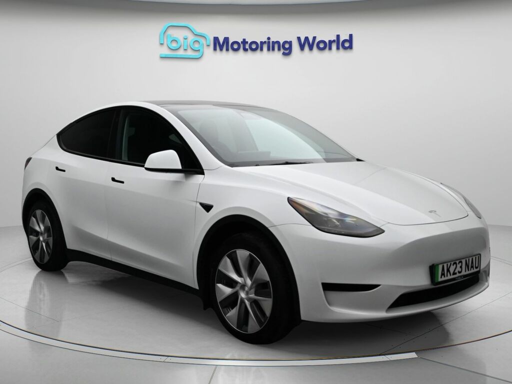 Tesla Model Y Y Model Y Rwd White