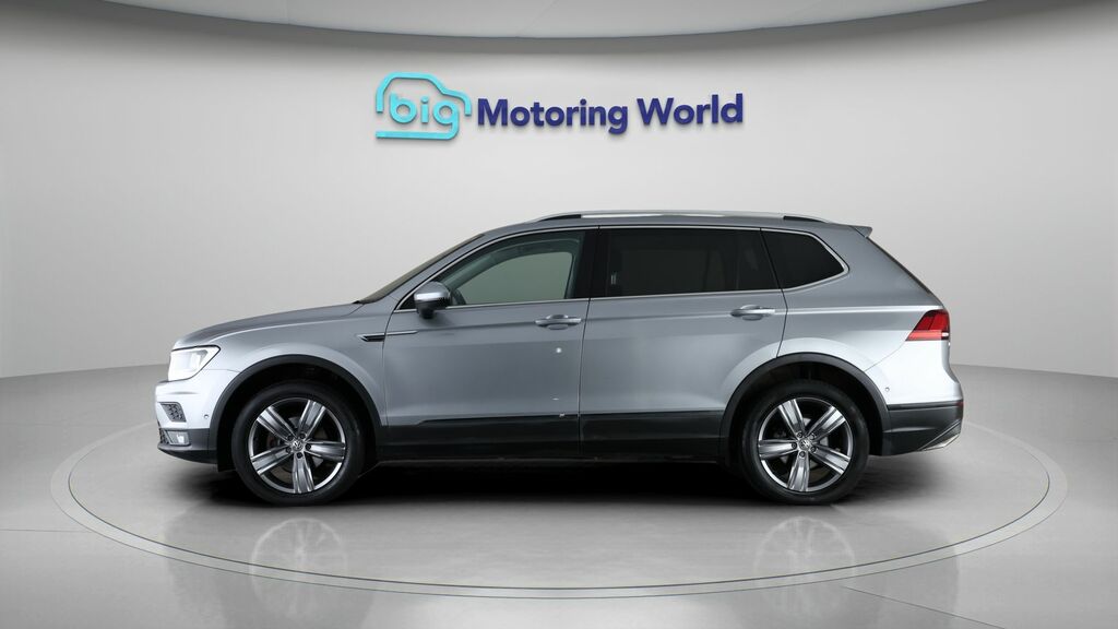 Volkswagen Tiguan Allspace Match Silver #4