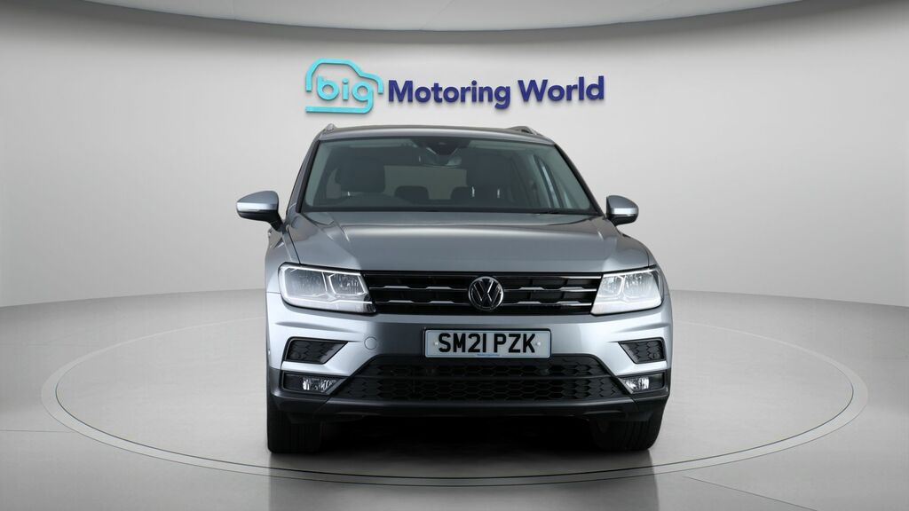 Volkswagen Tiguan Allspace Match Silver #2