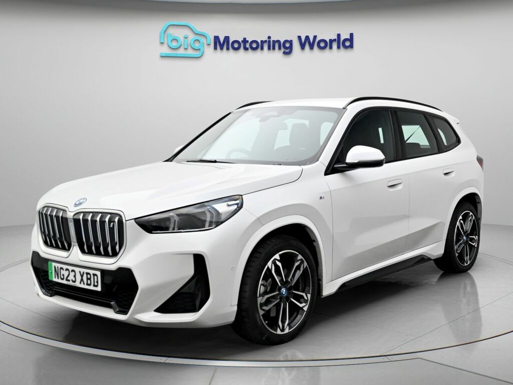 BMW iX1 M Sport White #3