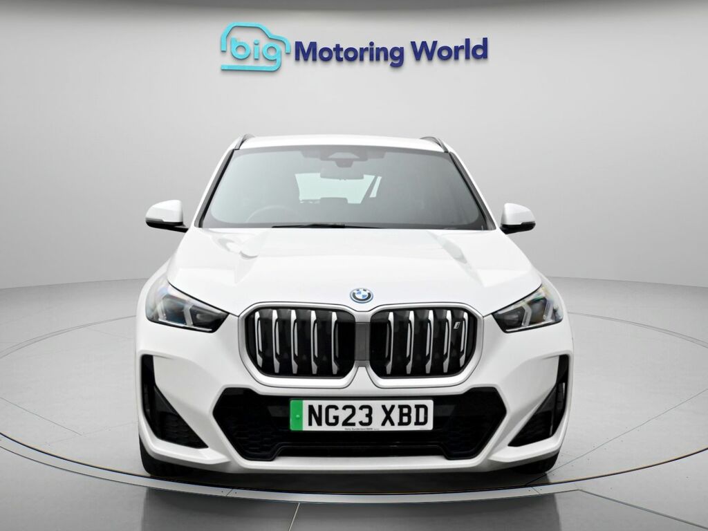 BMW iX1 M Sport White #2