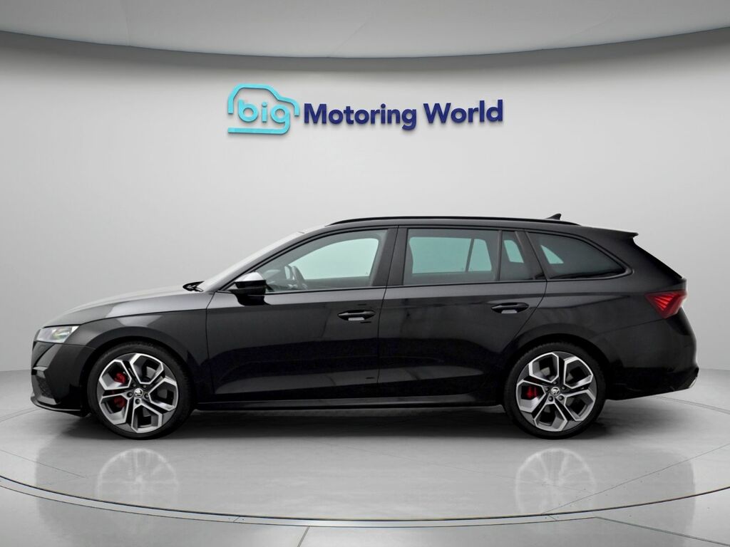 Skoda Octavia Vrs Black #4