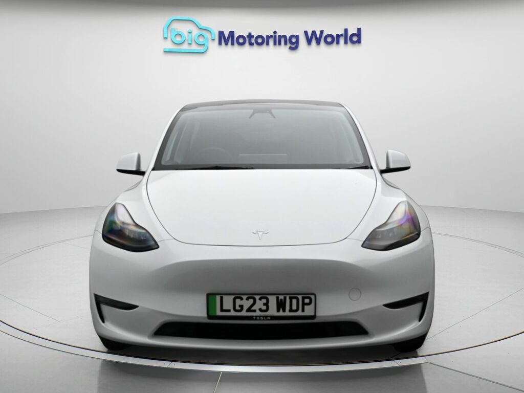 Tesla Model Y Long Range LG23WDP White #2