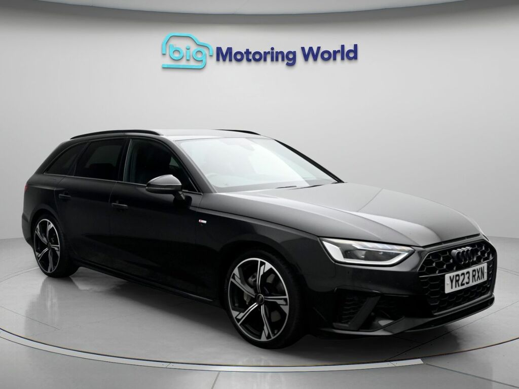 Audi A4 Avant Black Edition Black