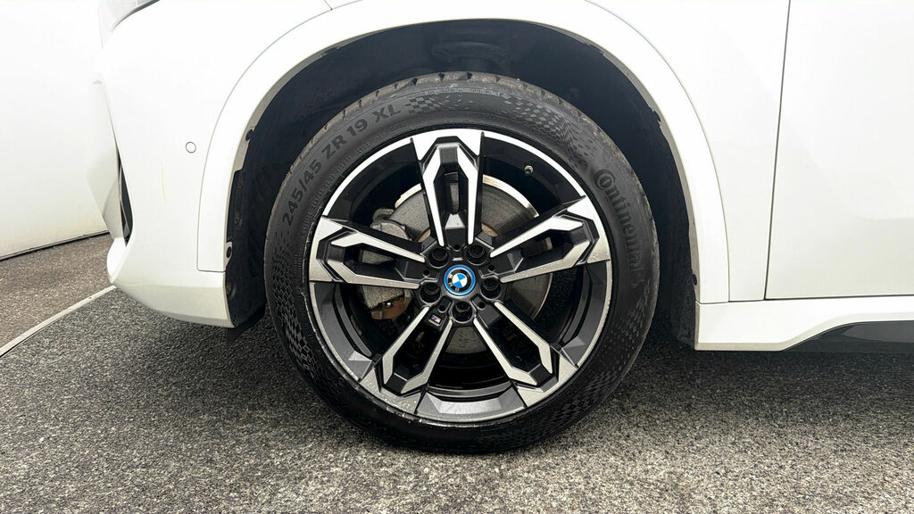 BMW iX1 30 66.5Kwh M Sport Xdrive 11Kw Charger Blue #17