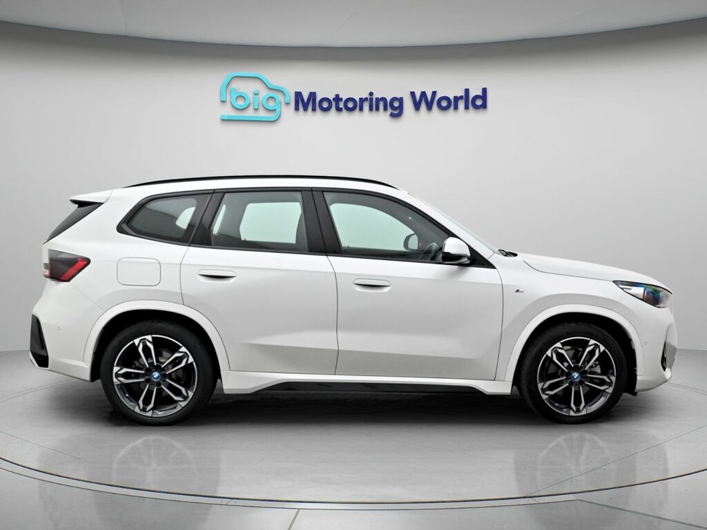 BMW iX1 30 66.5Kwh M Sport Xdrive 11Kw Charger Blue #8