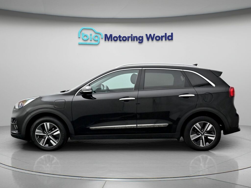 Kia Niro 3 Black #4