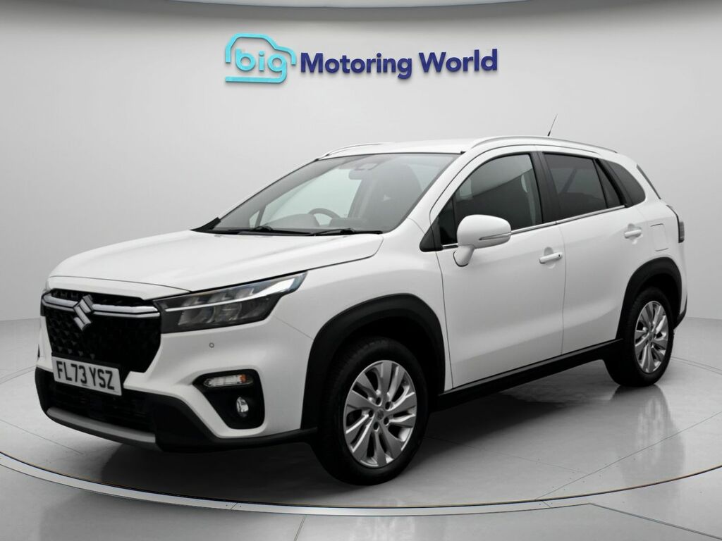 Suzuki S Cross Motion White #3
