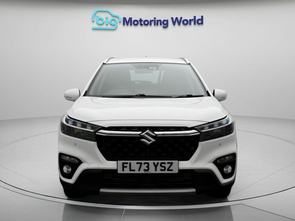 Suzuki S Cross Motion White #2