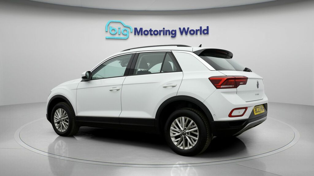 Volkswagen T-Roc Life White #5