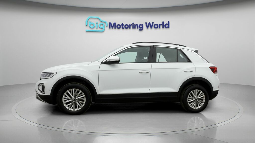 Volkswagen T-Roc Life White #4