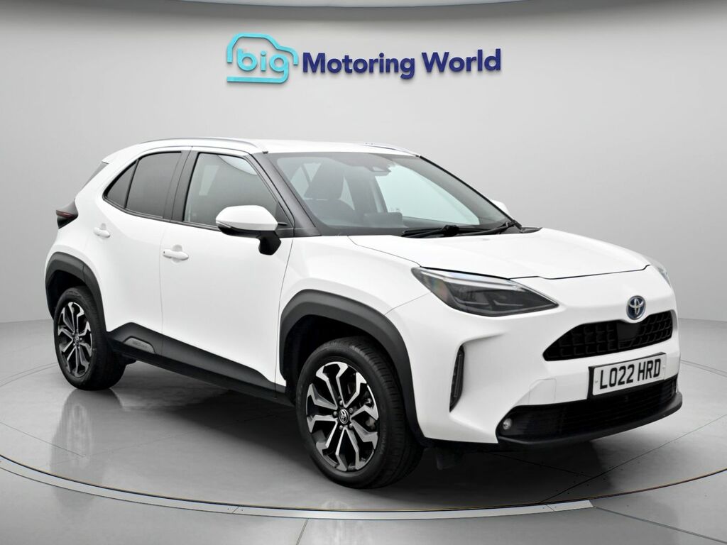 Toyota Yaris Cross Design White